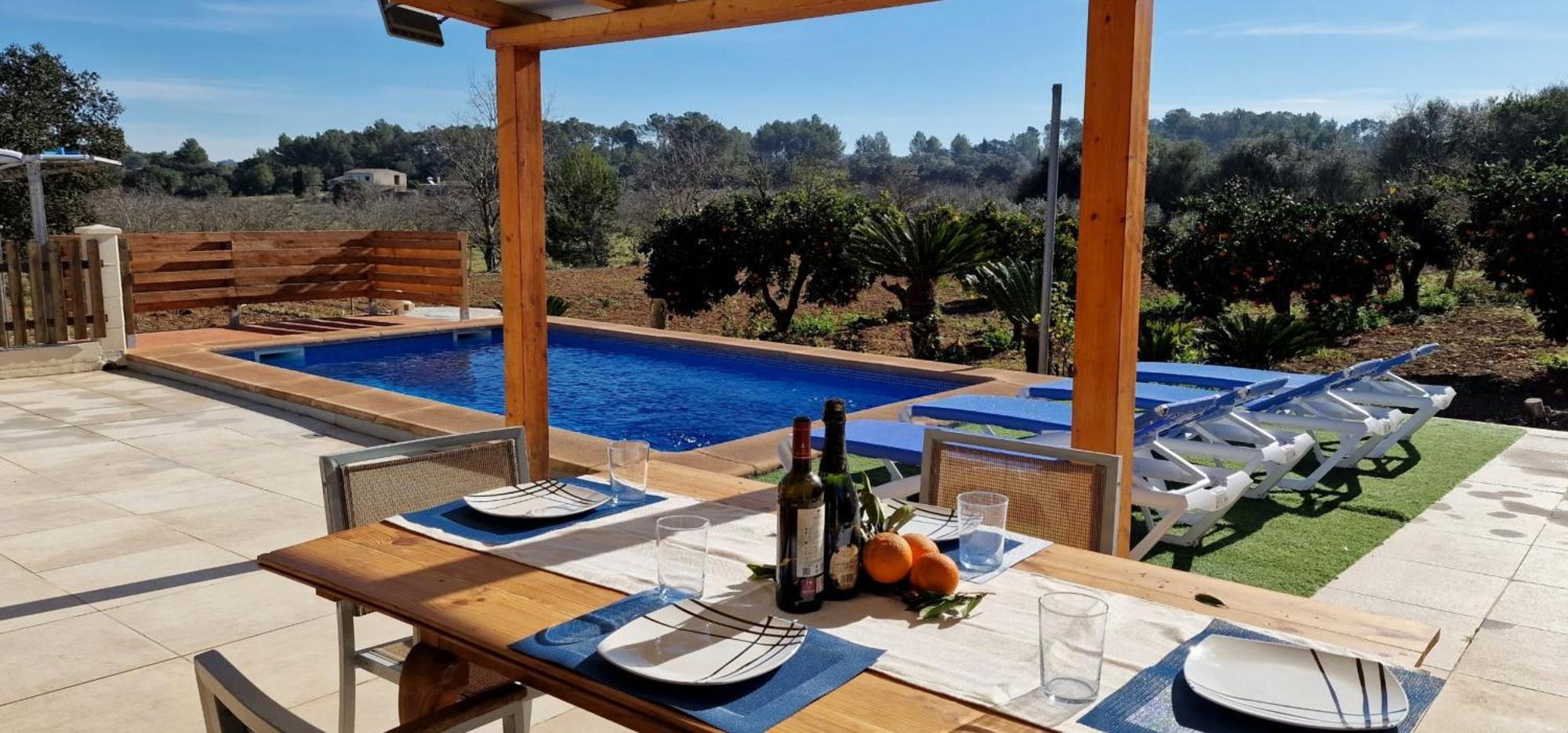 Con Piscina Rodeada De Naturaleza Séjour à la campagne Sencelles